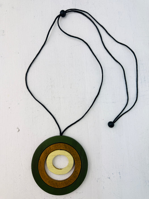 Madoka Necklace - Green  ~ ALL JEWELLERY 3 FOR 2