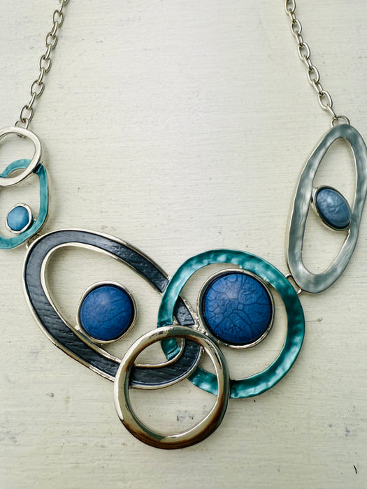 Poena Necklace -Blue ~ ALL JEWELLERY 3 FOR 2