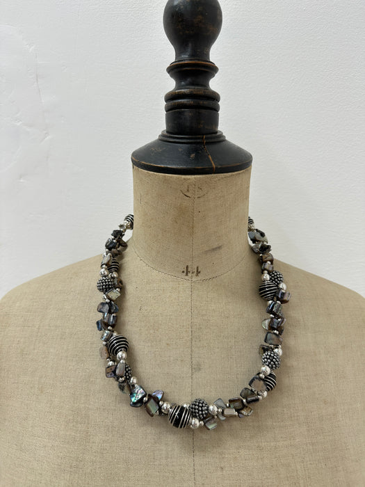 Mira Necklace - Black ~ ALL JEWELLERY 3 FOR 2