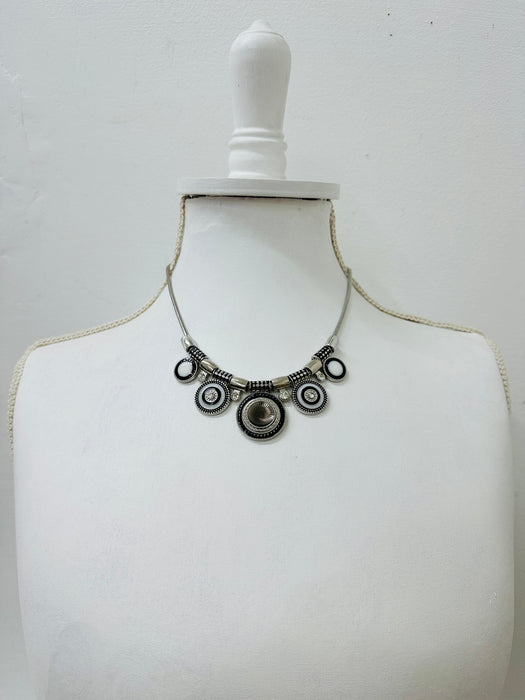 Reine Necklace- Black ~ ALL JEWELLERY 3 FOR 2